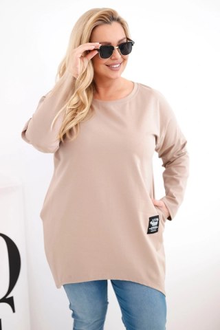 Bluzka damska Plus Size z dłuższym tyłem i długim rękawem camelowa