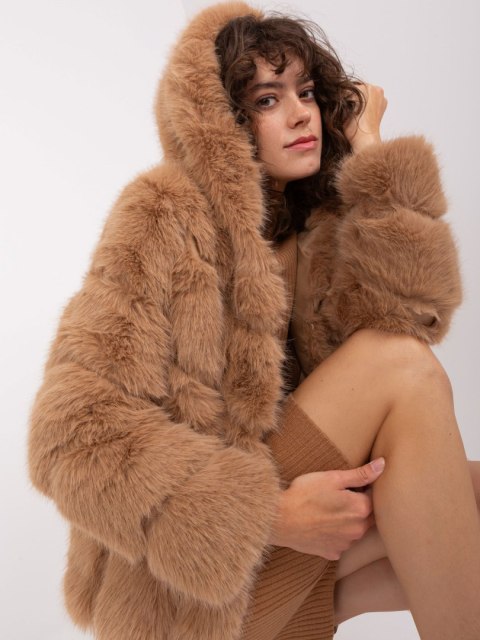 Kurtka AT-KR-2386.00P camelowy 2XL/3XL