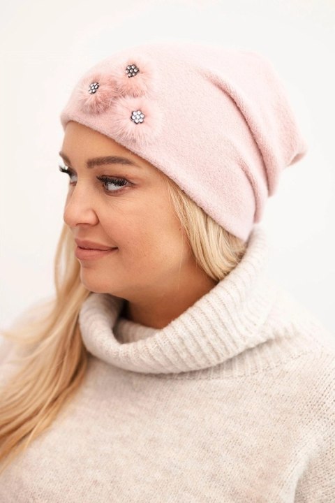 Czapka damska z ozdobnymi futrzanymi kwiatami elegancka ciemny pudrowy róż