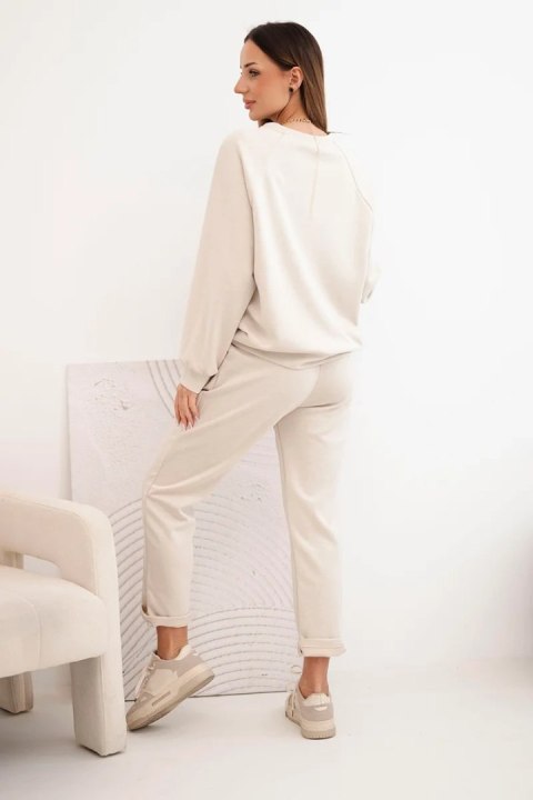 Komplet damski masełkowy z wiskozy z bluzą i spodniami beżowy