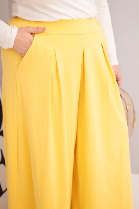 Spodnie damskie bawełniane Plus Size o szerokiej nogawce i luźnym kroju żółte