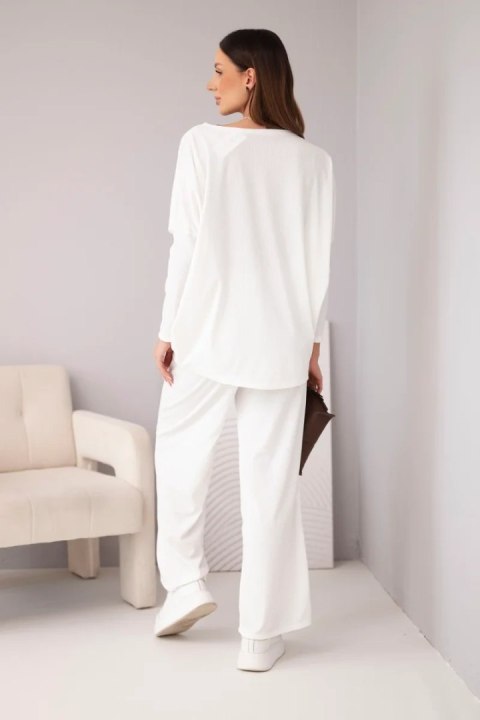 Komplet damski wiskozowy z luźną bluzką i spodniami ecru